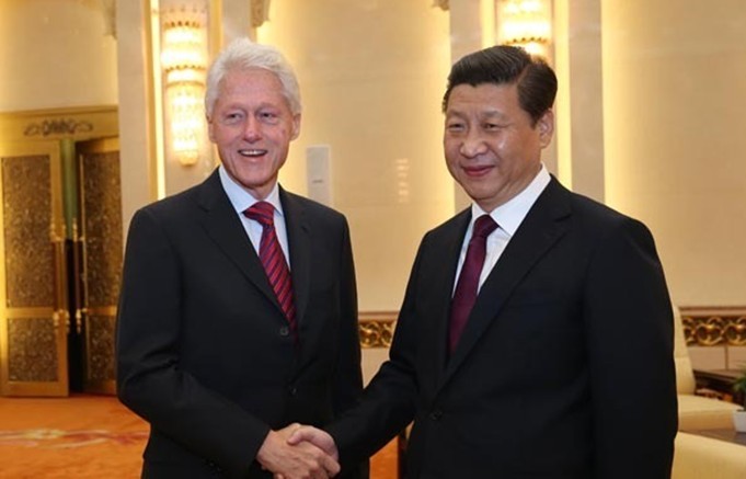 習(xí)近平會見美國前總統(tǒng)克林頓