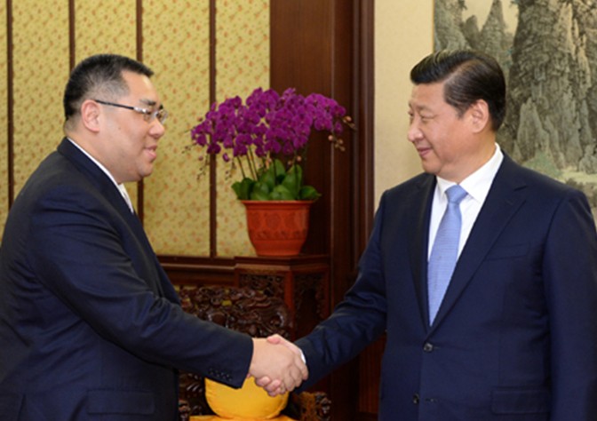 習(xí)近平會見崔世安