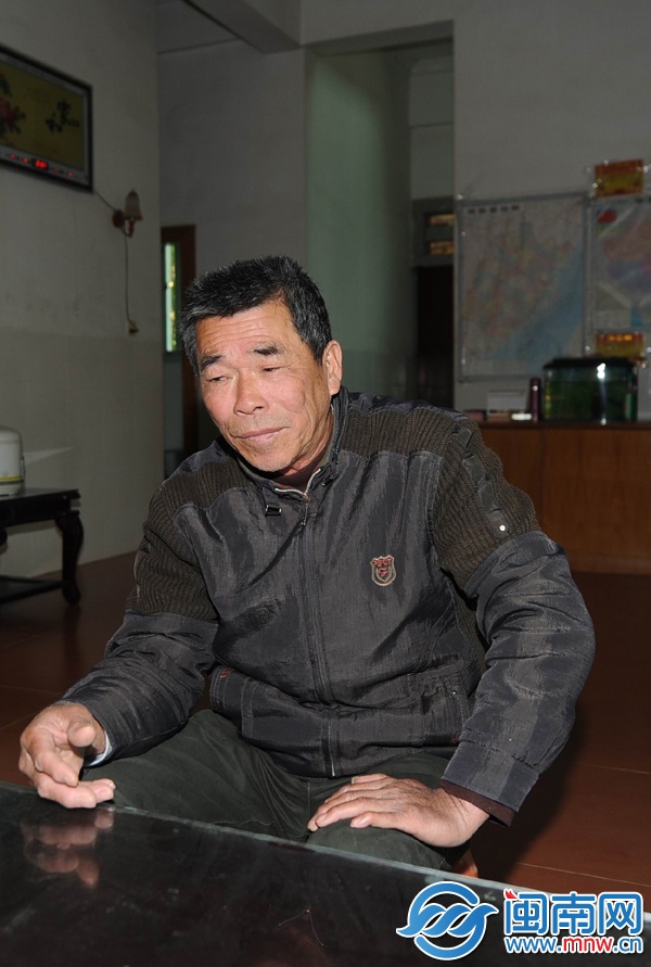 父親因心臟病，已經(jīng)好幾年沒有去看兒子了