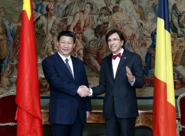 習(xí)近平同比利時首相迪呂波1