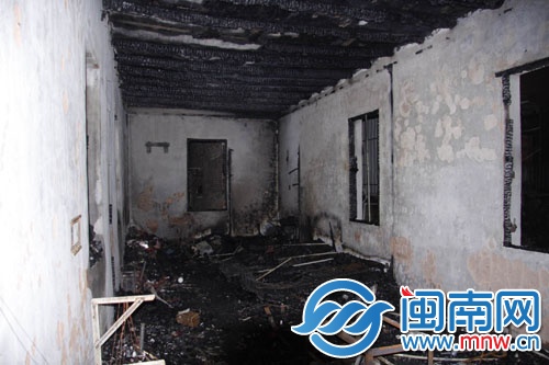 事發(fā)房間已被燒成一片灰燼