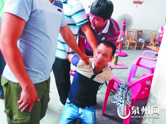 5月27日，專案組奔赴湖頭鎮(zhèn)，抓獲偷盜家禽的犯罪嫌